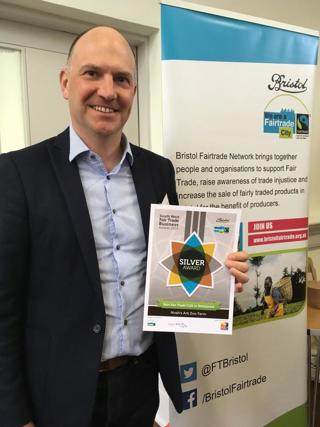 54521460 357744758164015 3949229618447253504 N