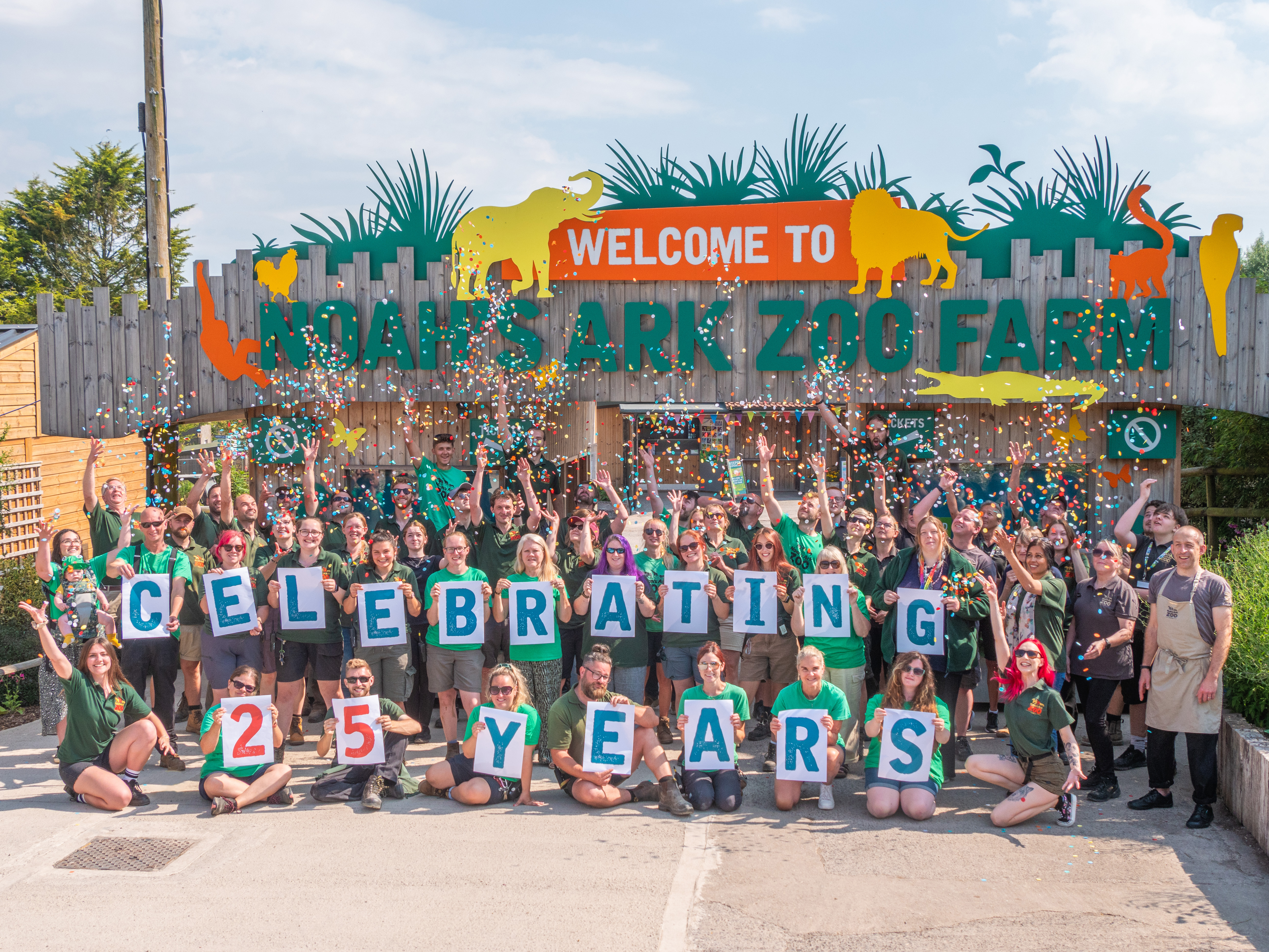 25Thanniversarystaffphoto